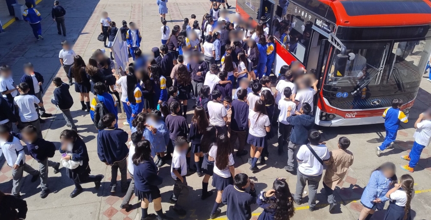 Presentan los nuevos Buses Eléctricos a nuestra comunidad educativa